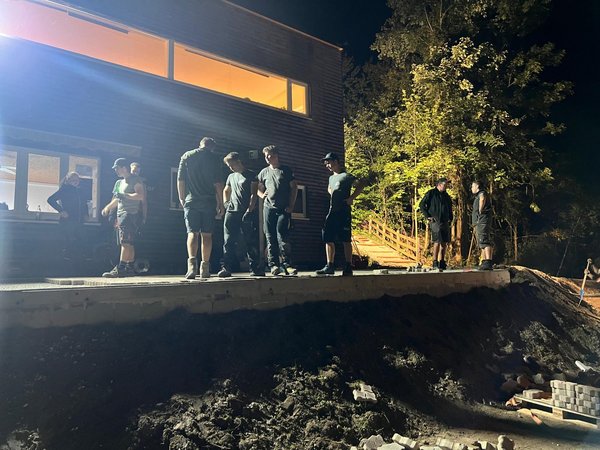 Fleißig bis in die frühen Morgenstunden!